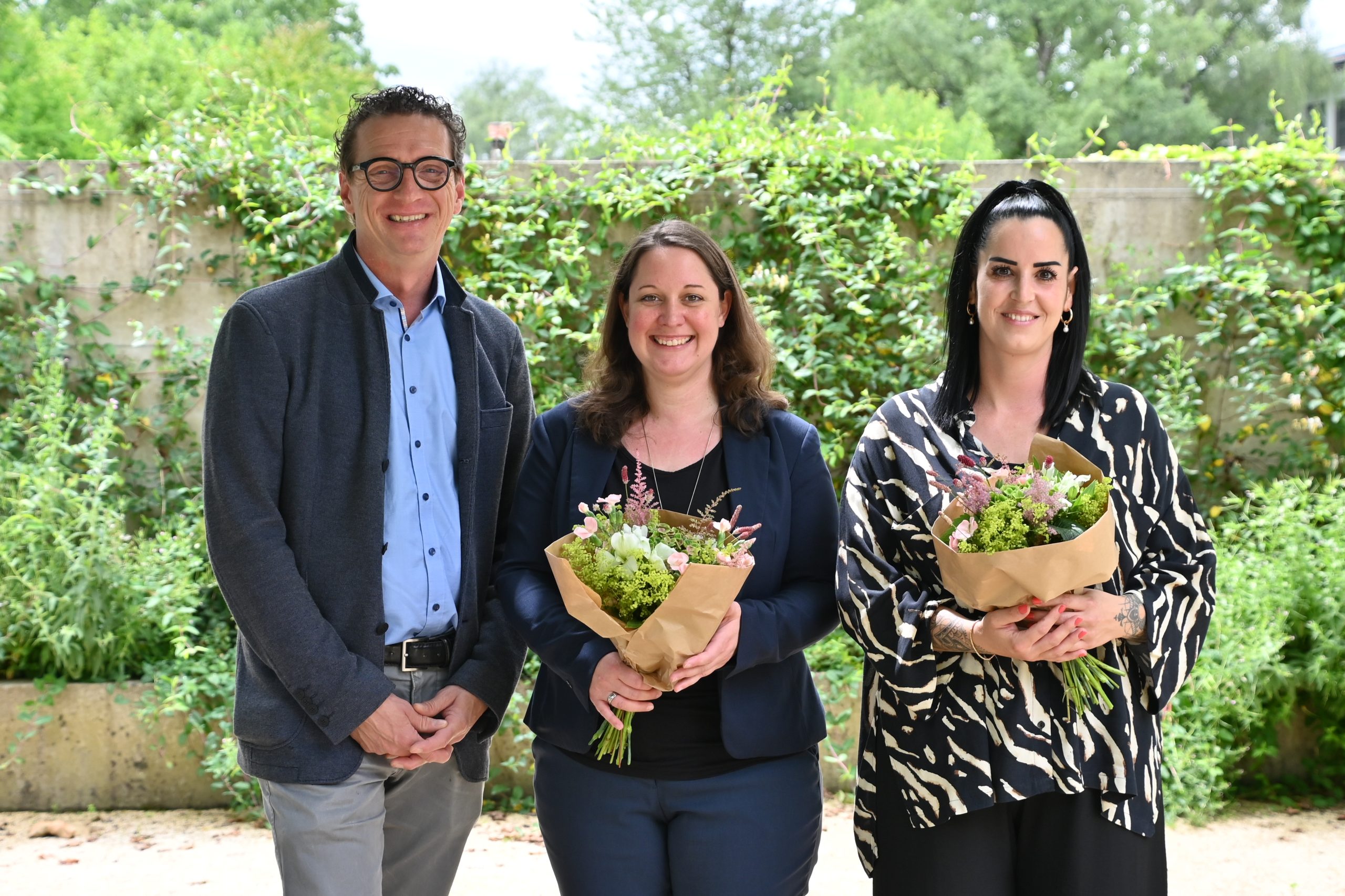 Bürgermeister Markus Giesinger, Elisabeth Aichner und Simone Bentele-Purin